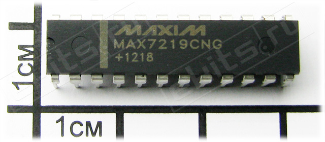MAX7219CNG, Serially Interfaced, 8-Digit LED Display Drivers, DIP-24