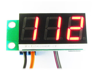 STH0014UR, встраиваемый цифровой термометр  с выносным датчиком, ультра-яркий красный индикатор.