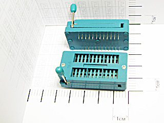Панелька ZIF-SCLW-24, 24-Pin, шаг 2,54мм, под узкий и широк. корпус